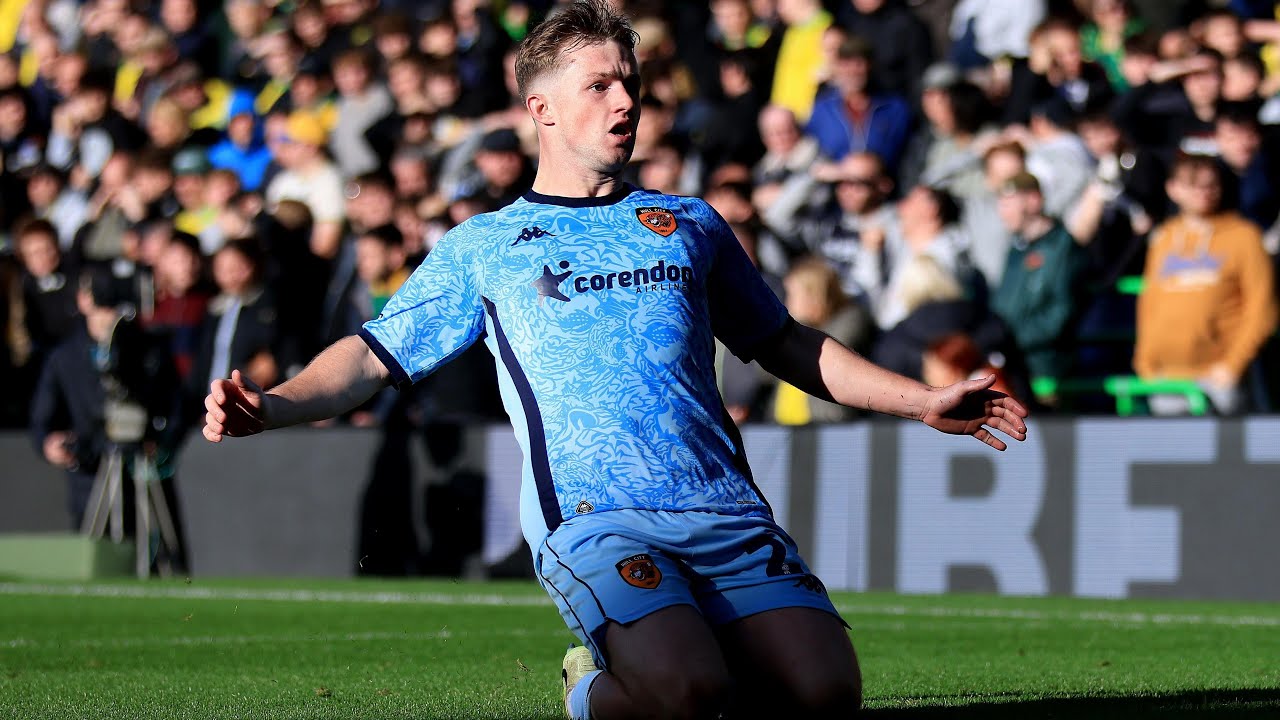 Joe Gelhardt vs Norwich