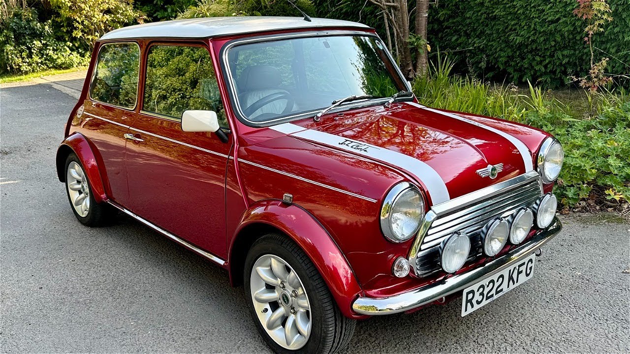 1998 CLASSIC ROVER MINI COOPER SPORTSPACK, NIGHTFIRE RED