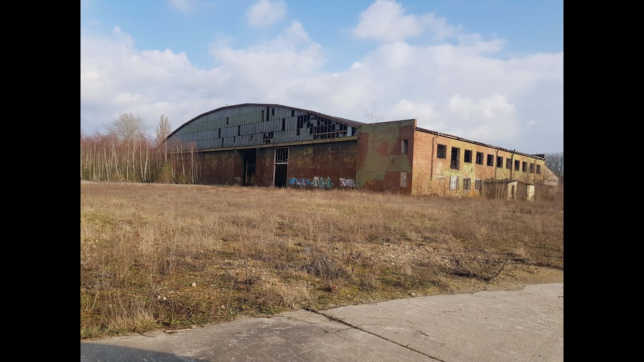 Kino im Keller unterm Flugplatz Teil 1