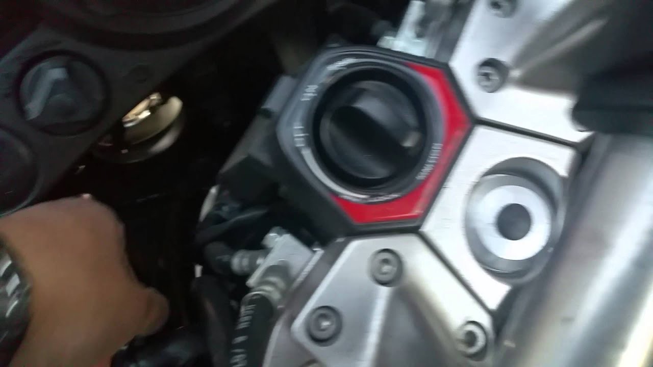 Kawasaki concours 14 LED change  installation final!