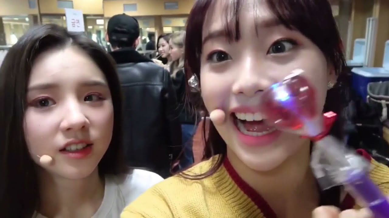 loona moments that help me forget about jinsoul's scalp