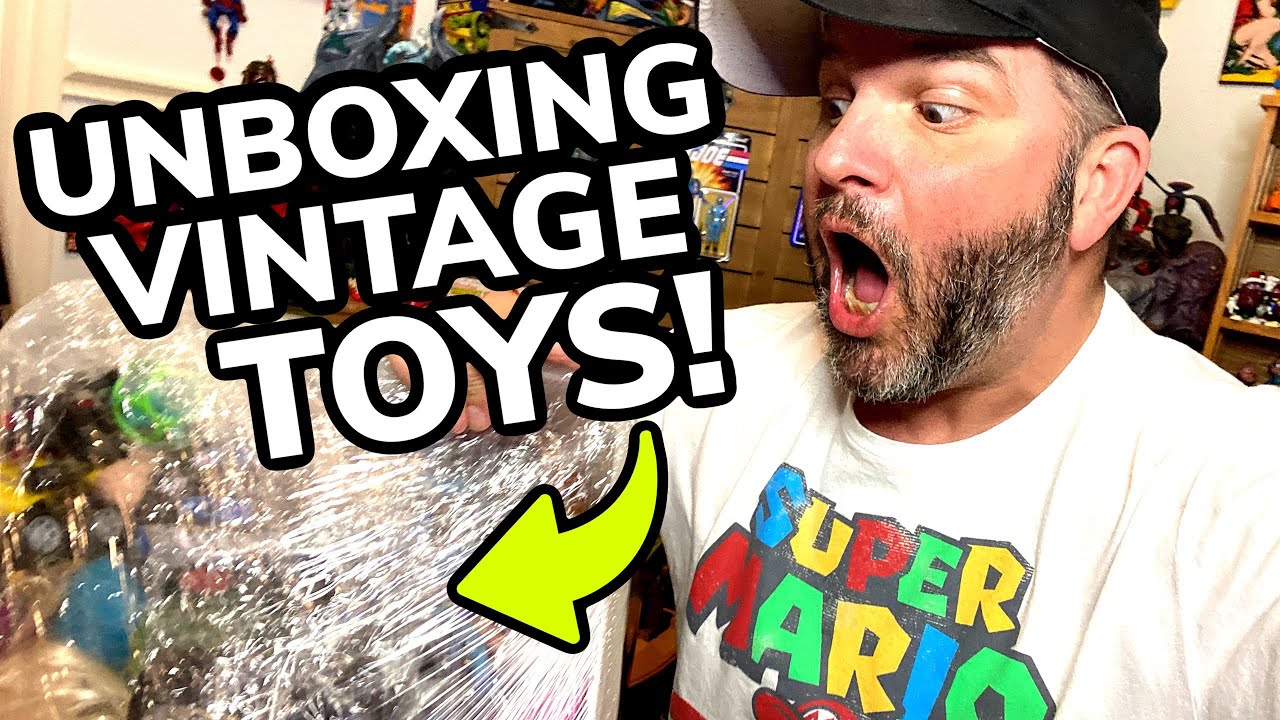 I Found A Big Box of Vintage! Let’s See Wha Vintage Toys Are Inside! #vintagetoys #toyhunt