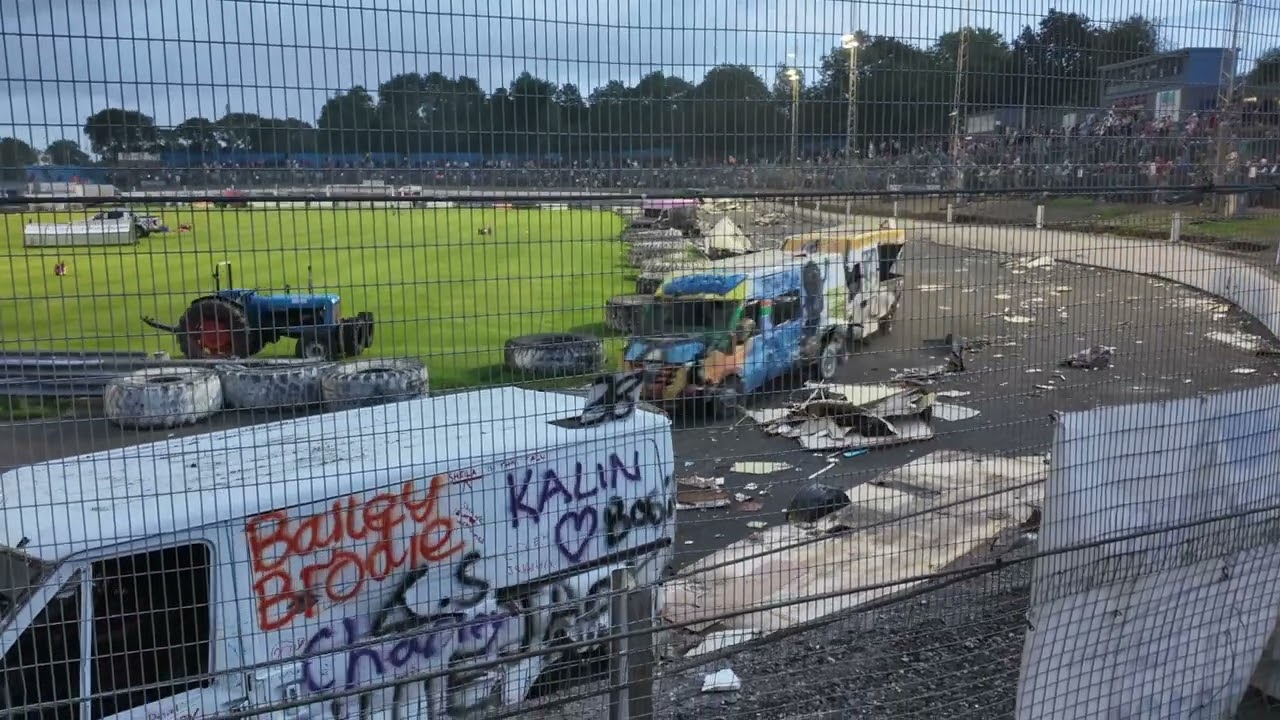 Cowdenbeath Racewall Van Bangers Caravan Carnage 26 July 2025