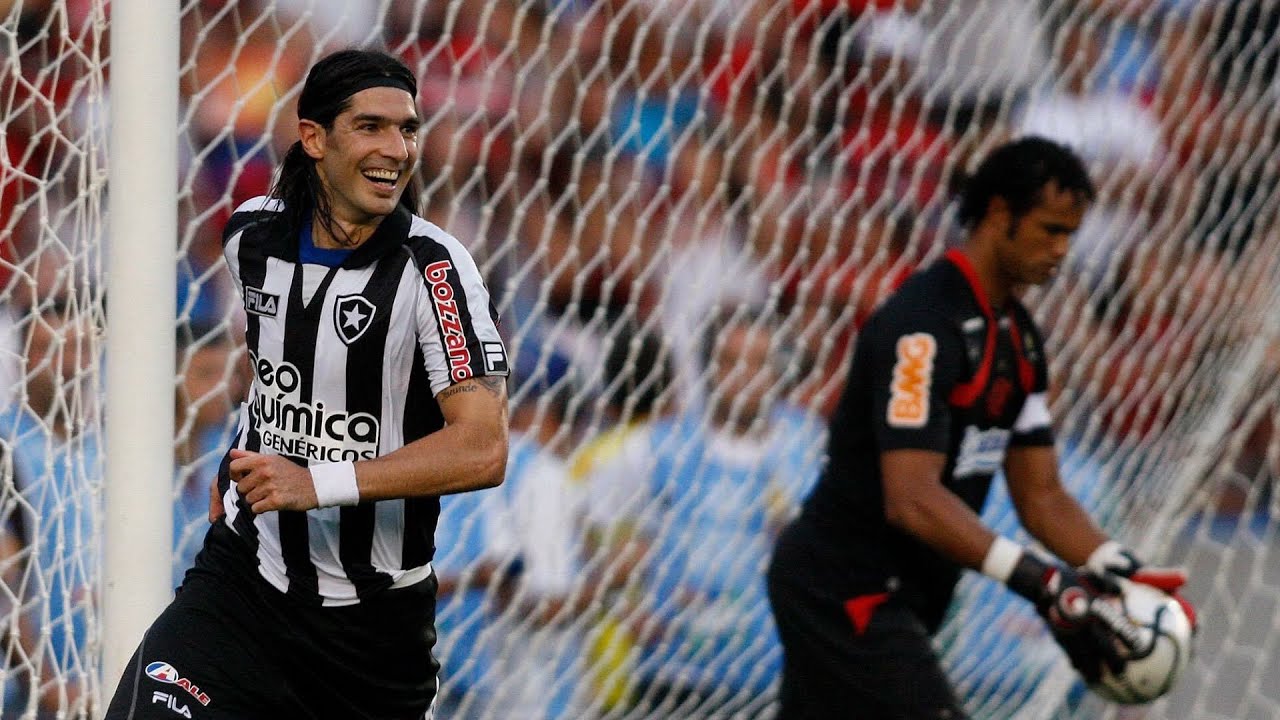 2010 Cavadinha - Botafogo 2 x 1 Flamengo - Gol de Loco Abreu - Final Carioca 2010