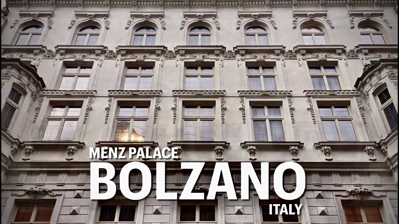 Bolzano | Bozen,  Menz Palace - Palazzo Menz, Negozio Cos.