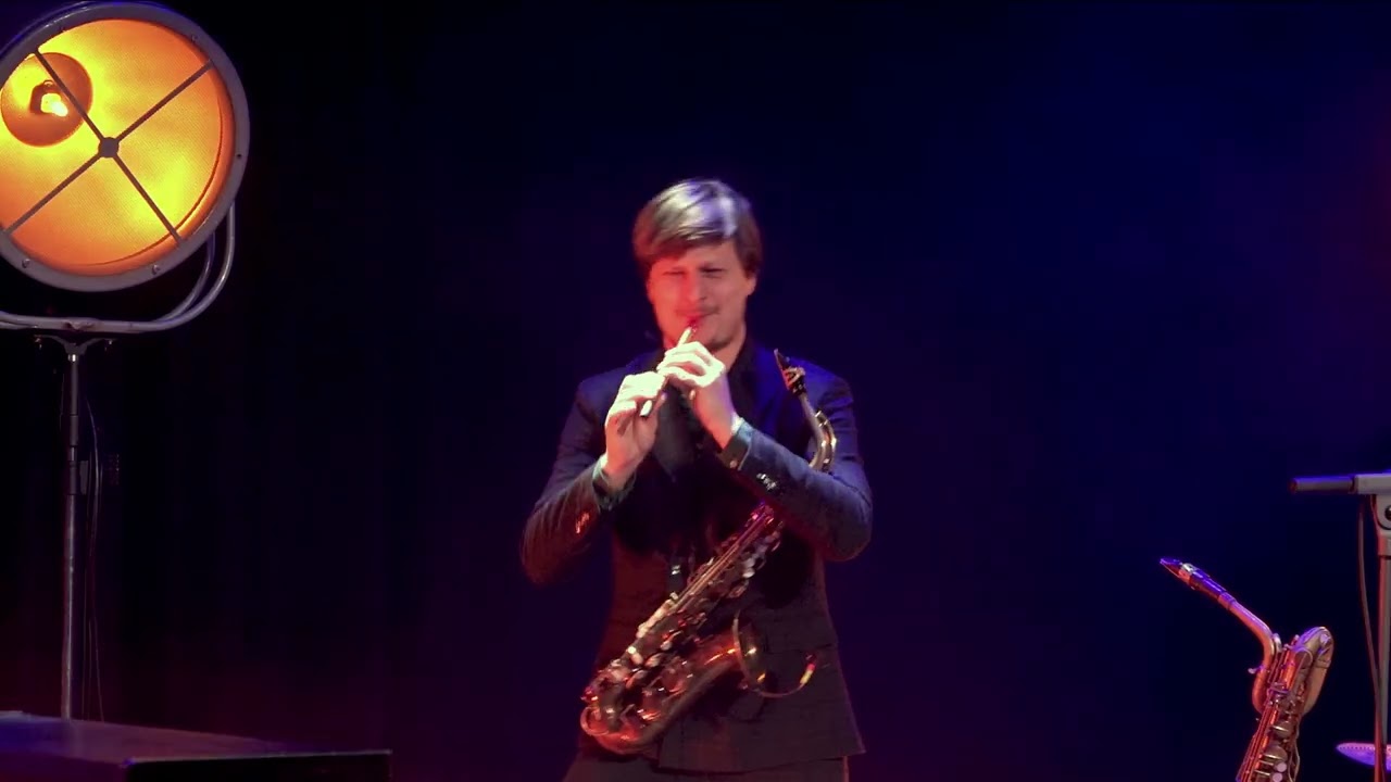 Call Me All met mix
