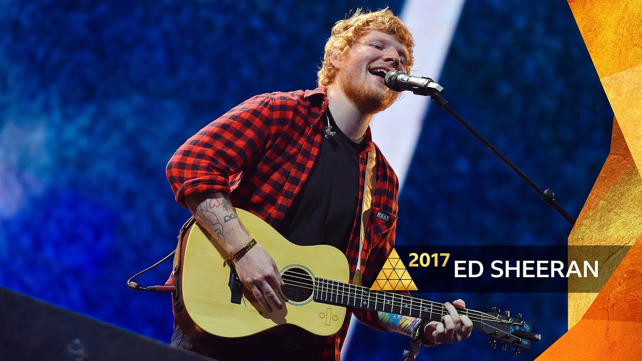Ed Sheeran - Shape of You (Glastonbury 2017)