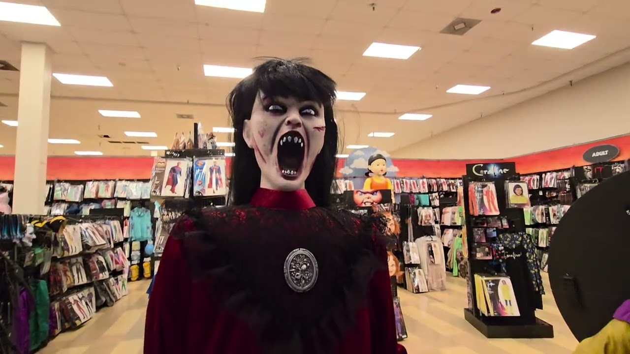 Spirit halloween 2025 store tour