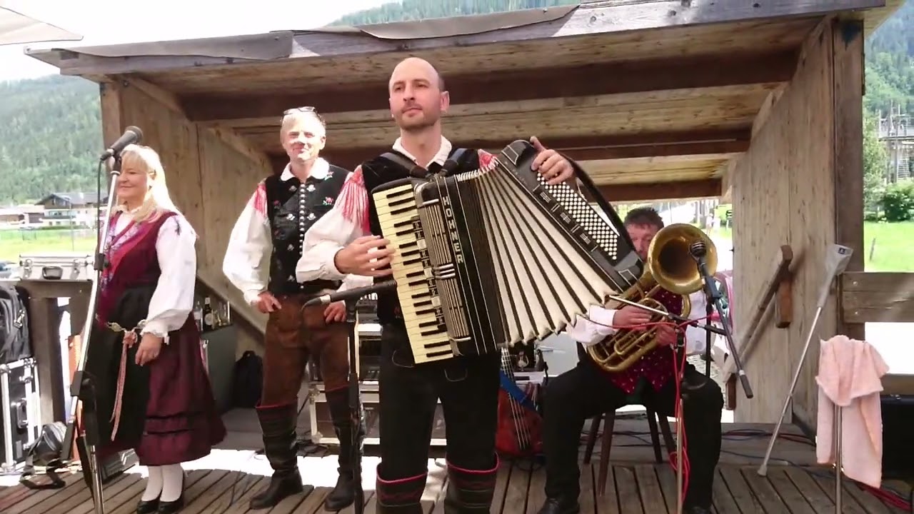 Oberkrainer Sextett / Slovenski Muzikantje - Sascha Polka