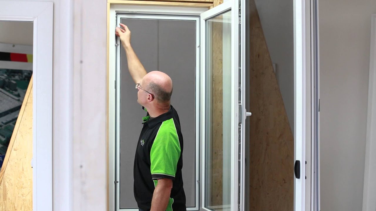 How a TILT AND TURN Window works