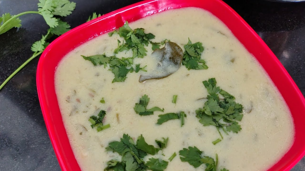 एकदा अशी कढी खाल्ली की रोज बनवाल | वाटणाची कढी रेसिपी | Dahyachi Kadhi Marathi Recipe 