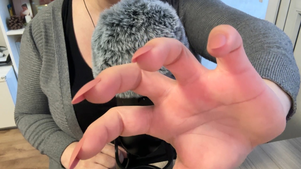 Magyar ASMR - Láthatatlan kaparászás, simogatás (invisible scratching) 💅