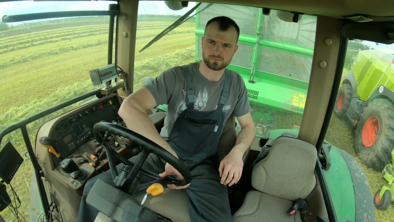 John Deere 7720 cab view | Zbi&oacute;r trawy 2021 | JOSKIN SiloSpace 20/40