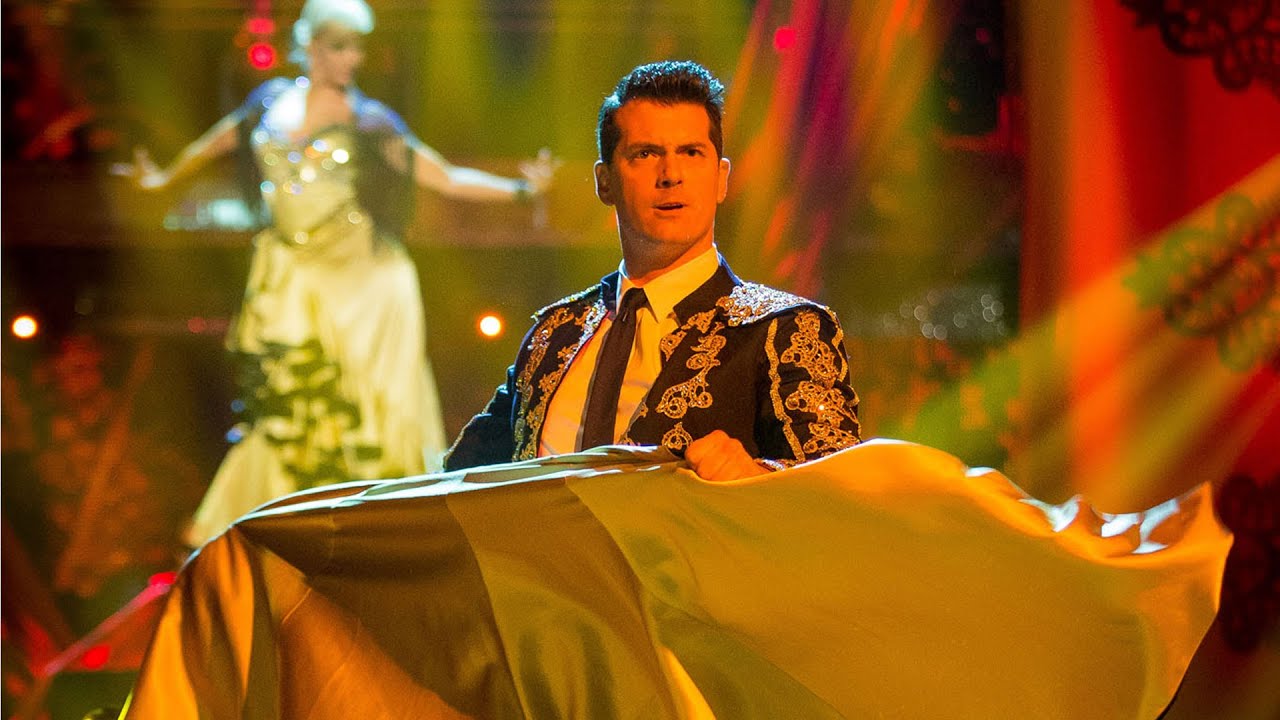 Cassidy & Natalie Paso Doble to 'O Fortuna' from Carmina Burana - The People's Strictly: 2015 - BBC