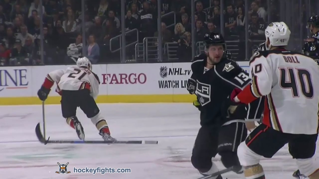 Jared Boll vs Kyle Clifford Nov 1, 2016
