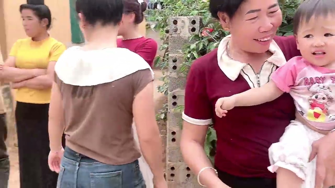 cháu hương về thăm phương Anh ❤️❤️🌹🌹👨‍🎨💁