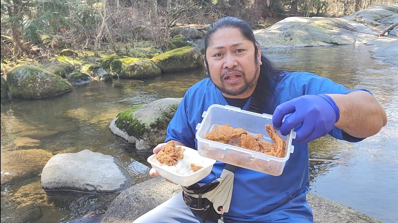 DITO NA AKO KUMAIN SA ILOG AT SUBRANG GUTOM NA.