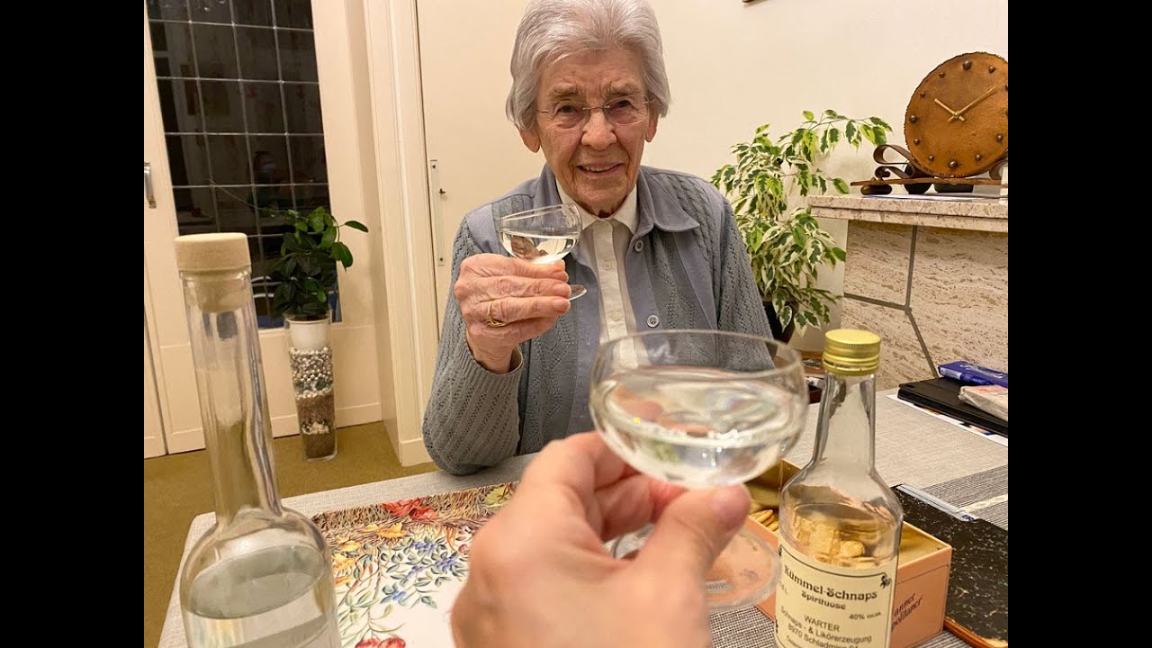 Tante Maria totaal 100 jr! Youtube 3