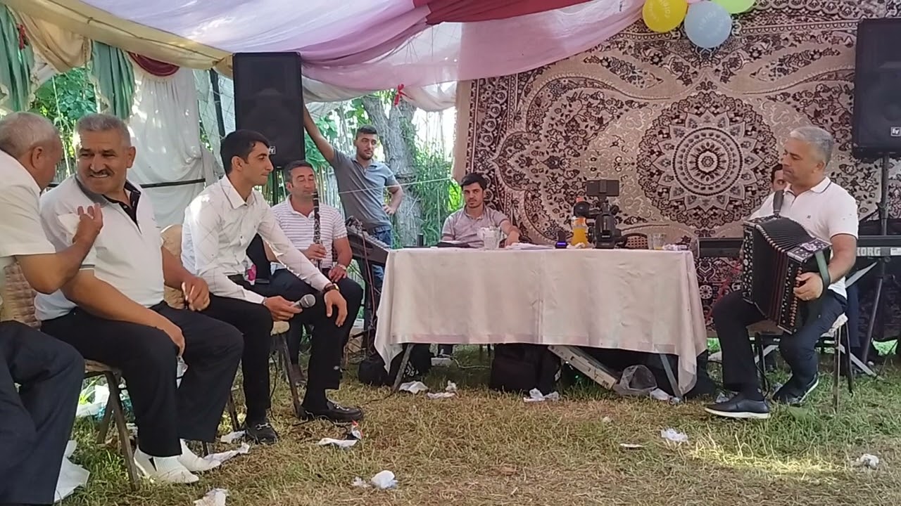 Allah qollariniza ve sesinize quvvet versin....