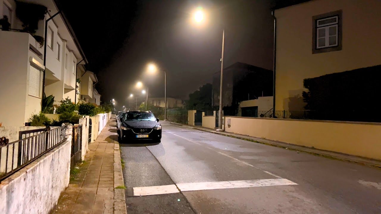 This is what the streets are like at dawn in Portugal | Viana do Castelo at Night | Walking tour