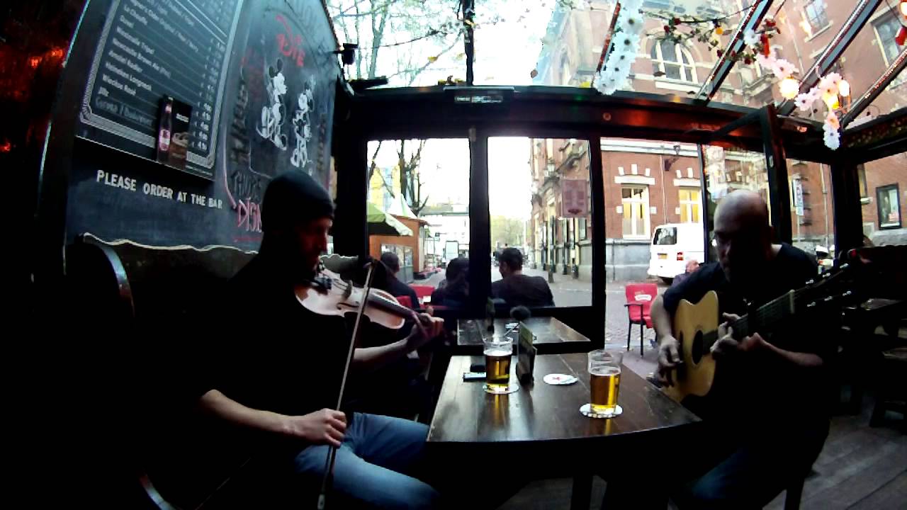 Adam Shapiro and Dominic Crosbie - Fiddle and Guitar - Reels