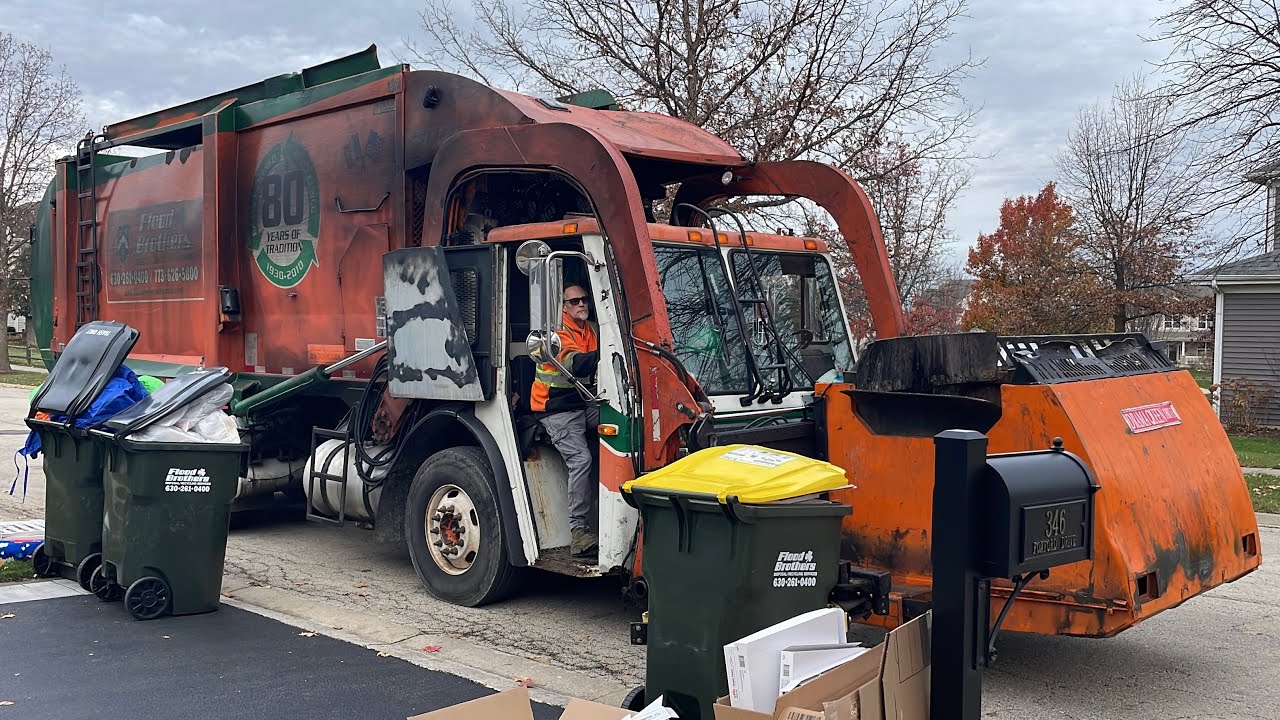 Flood Brothers Mack LEU Wittke Curotto Can Garbage Truck