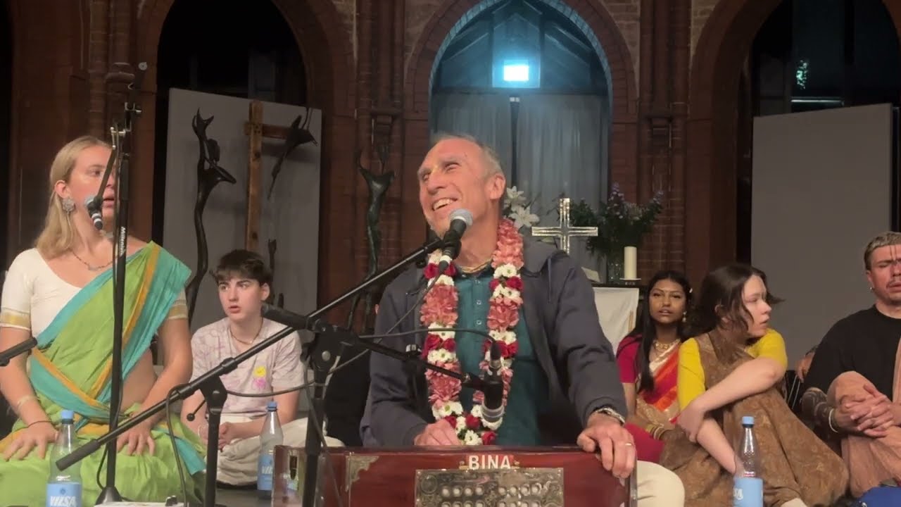 Bada Haridas Prabhuji l Kirtan Mela Berlin 2025 l Day 2
