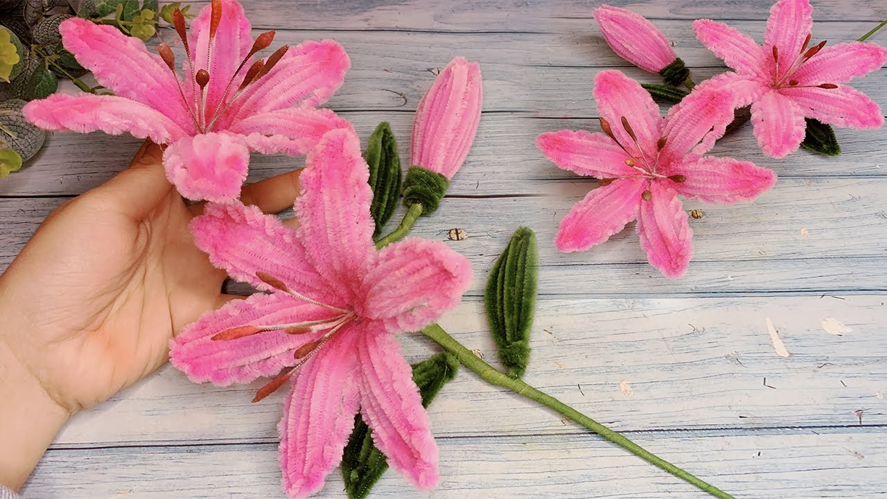 Easy to Make Beautiful flowers with Pipe Cleaner - DIY pipe cleaner Flower - DIY Chenille Flowers