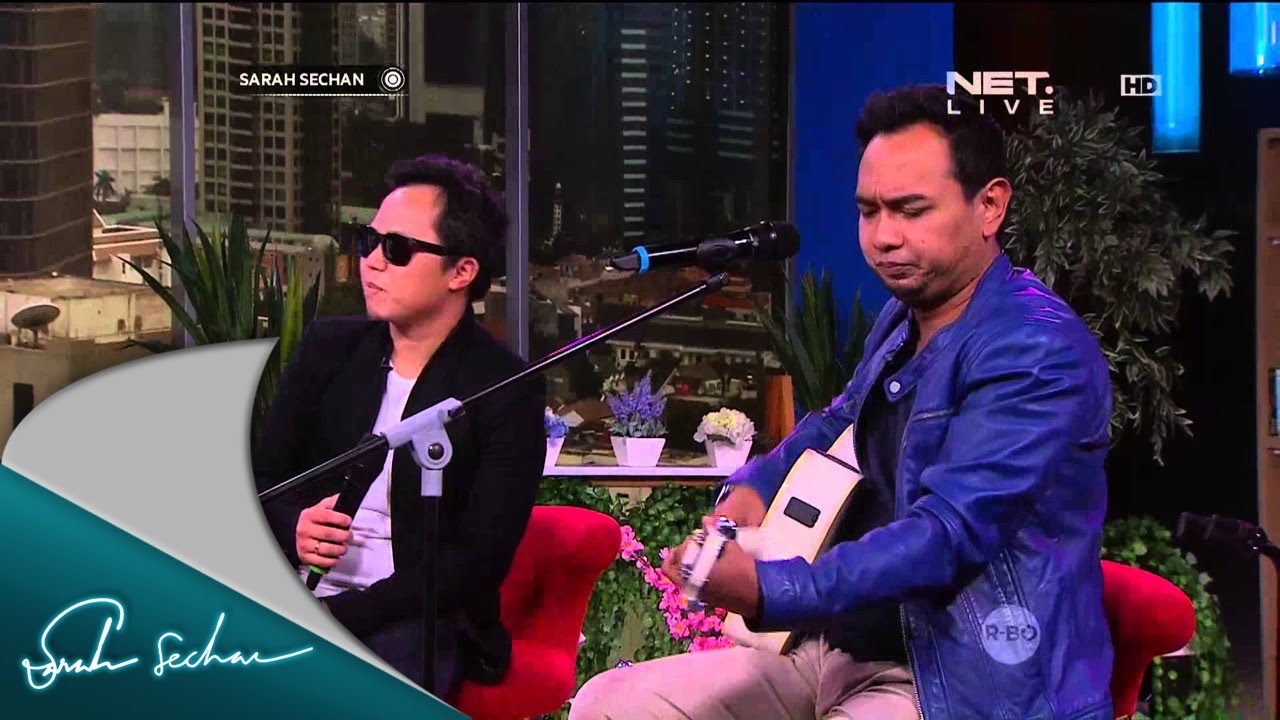 Bebi Romeo Feat. Sandhy Sondoro - Wanita