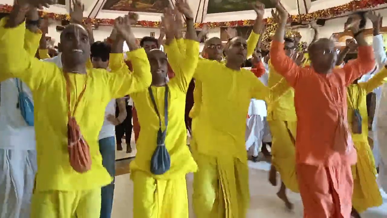 Dance in iskcon temple delhi| Radhastami Special Dance #iskcon