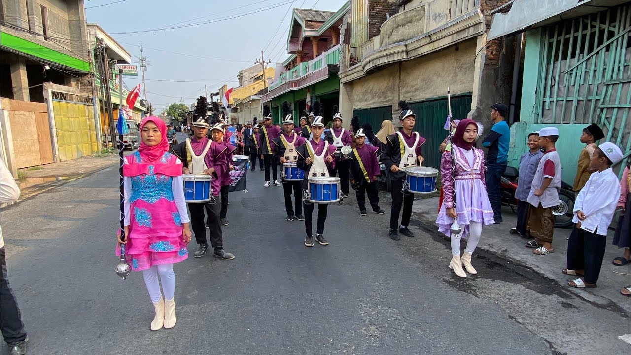KIRAB AKRAP MARCHINGBAND BERSAMA PEMUDA KOMPAK KRAPYAK REJO….