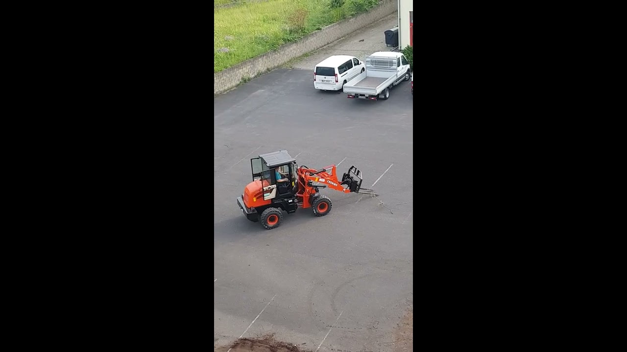 Nakladač.Cronimo CR20..