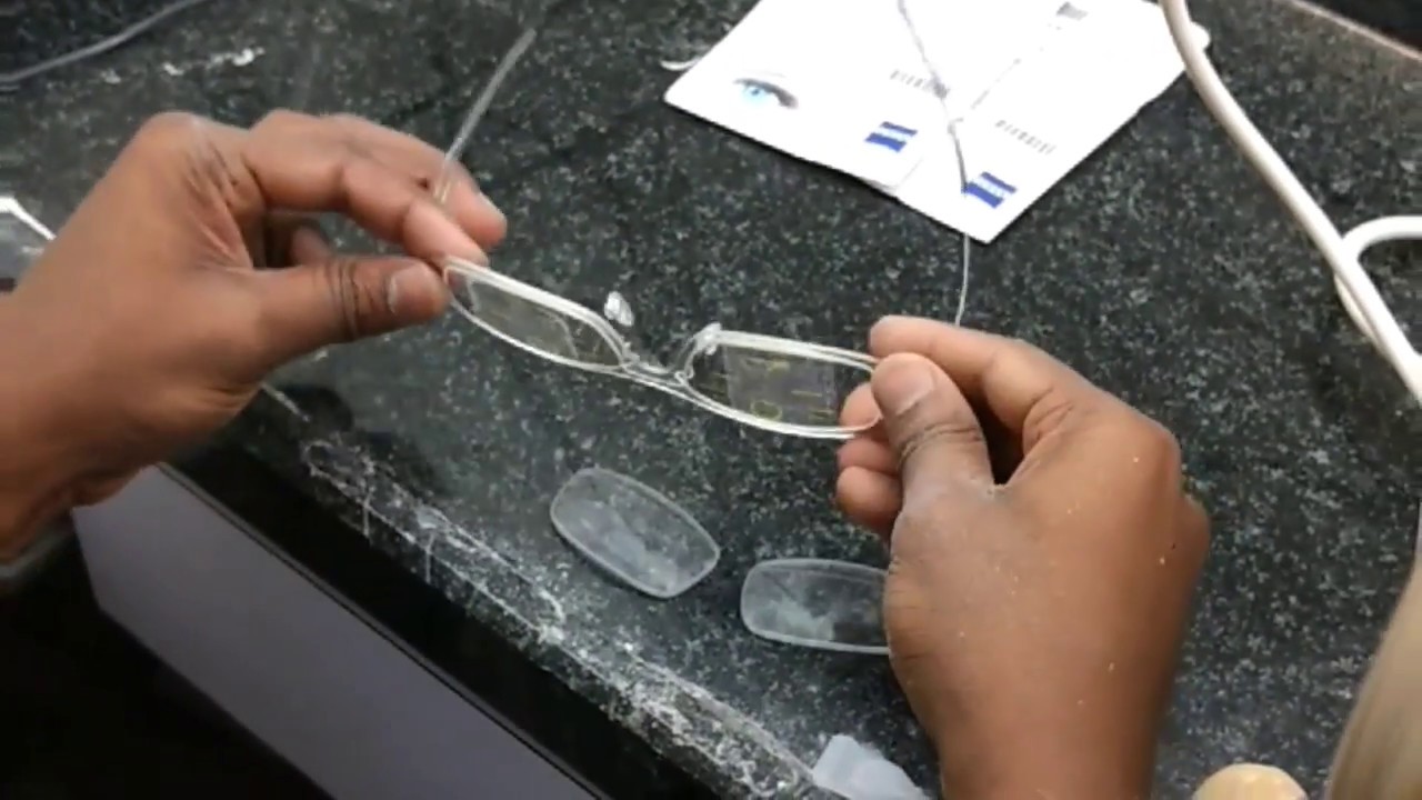 Making of eyeglass with zeiss progressive lens. Fitting process step by step.