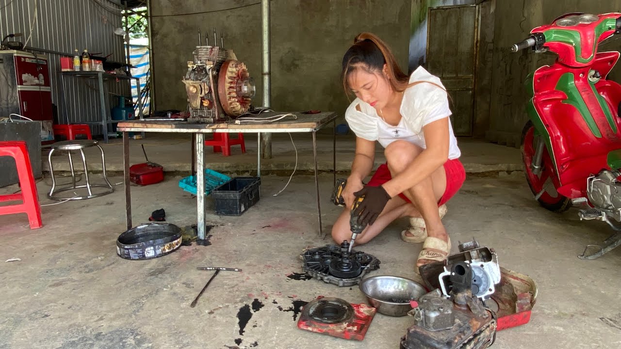 Super talented girl: repaired a broken internal combustion engine tiller