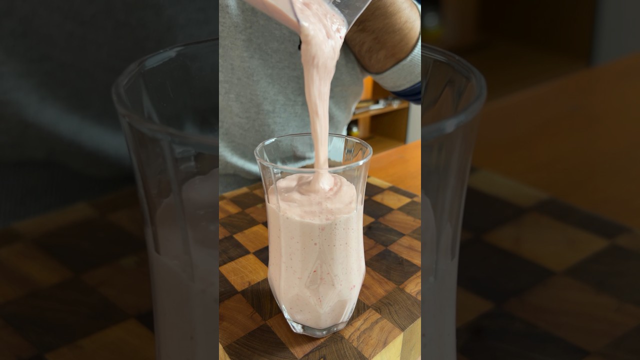 MILKSHAKE DE MORANGO 🍓🥤