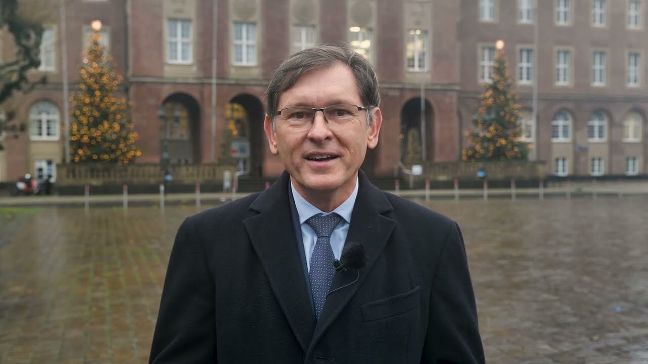 Weihnachtsgru&szlig; 2024 von Oberb&uuml;rgermeister Dr. Frank Dudda