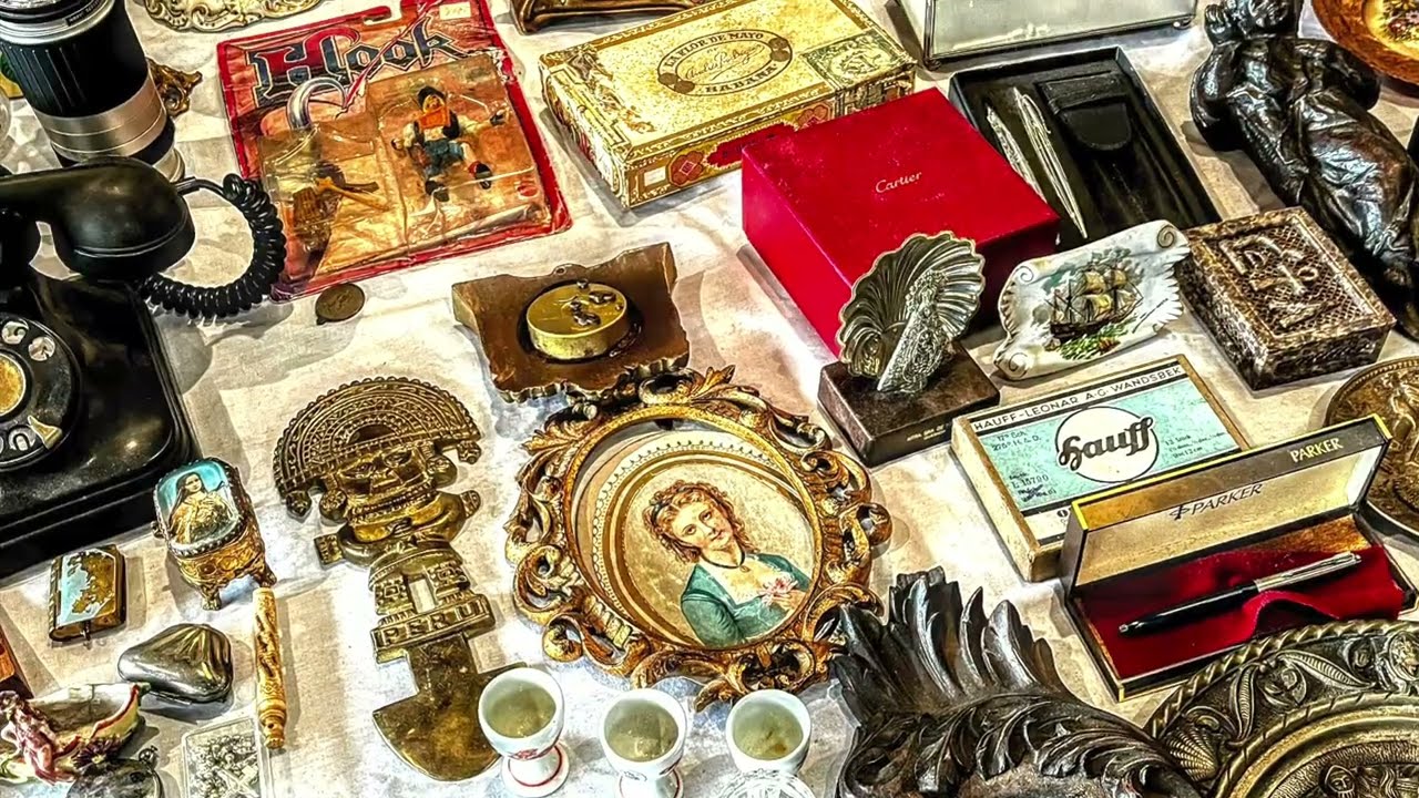 Els Elcants Barcelona Flea Market (Spain) #barcelona #placestovisit #tourist #spain #spaintravel