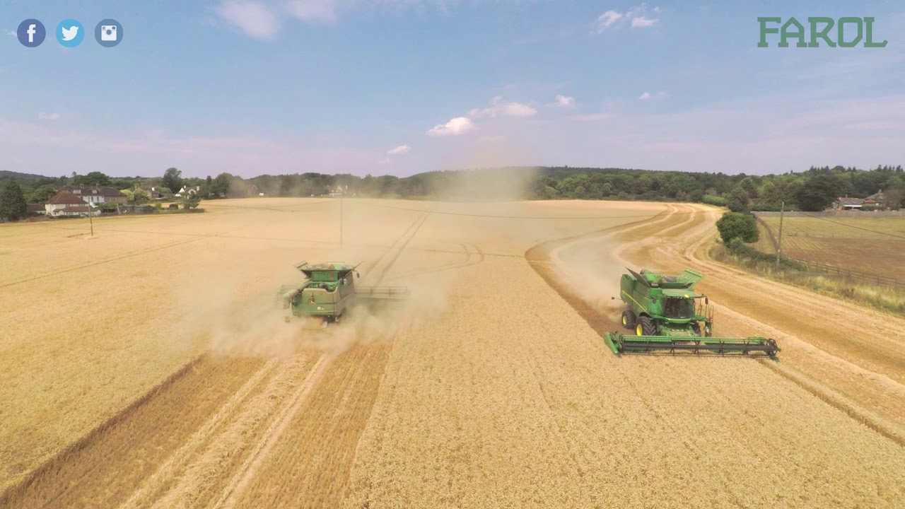 Farol Ltd | John Deere S780i Premium Flow Demo Unit (Actual deer also makes an appearance!)