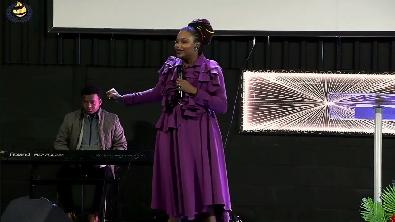 Sunday Service with Lady Bishop Nosandi | The hand of God is upon me