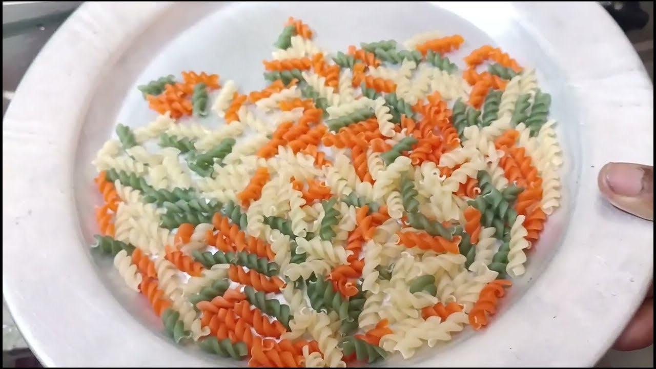3 colour pasta this is a best snack