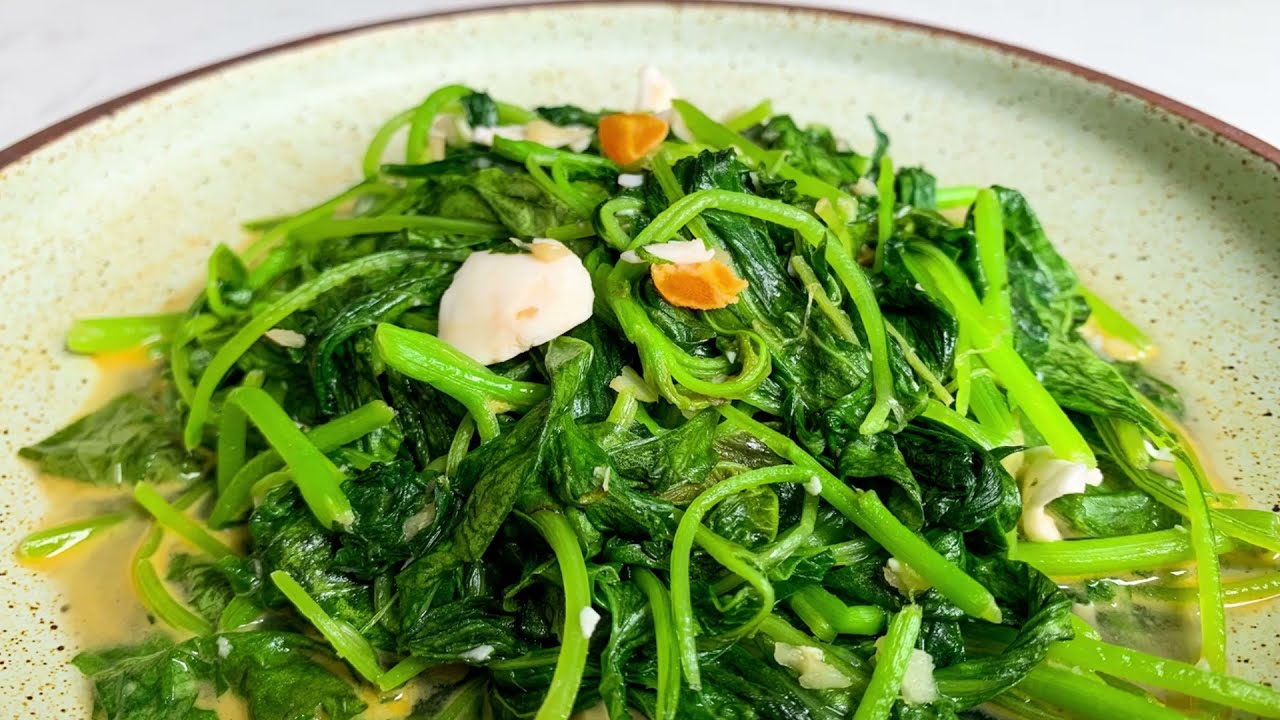 Thermomix TM6 Chinese Spinach with Salted Egg by @ezziecooks