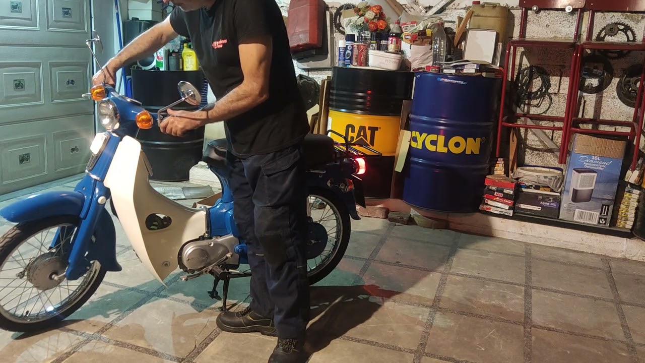 HONDA C50Z '79