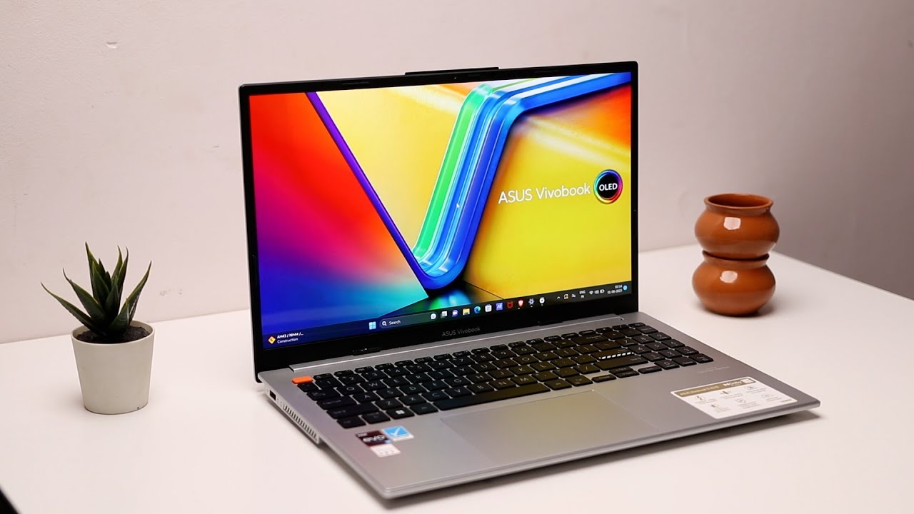ASUS Vivobook S15 OLED 2023 Review - i9 13900H + Iris Xe Graphics