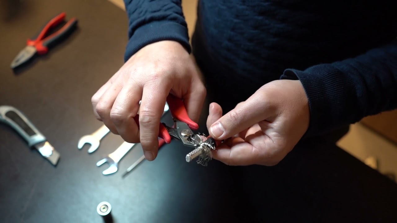 How to install a N-Male screw type connector on 5D-FB/7D-FB/8D-FB cable.