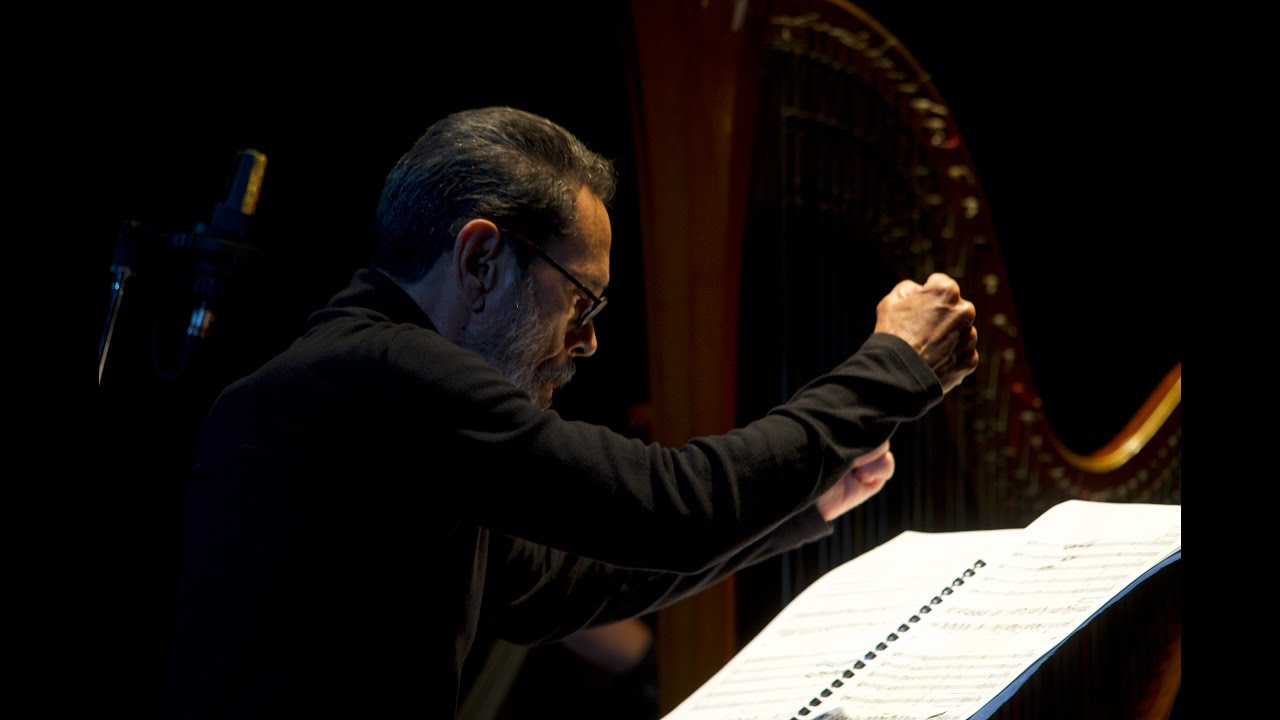 Leo Brouwer conducts Gismontiana