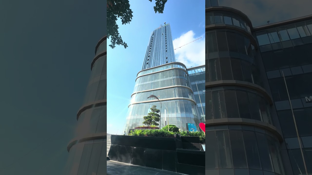 Commercial Property Investment in Noida 2025 | High ROI & Future Growth | MALL OF NOIDA