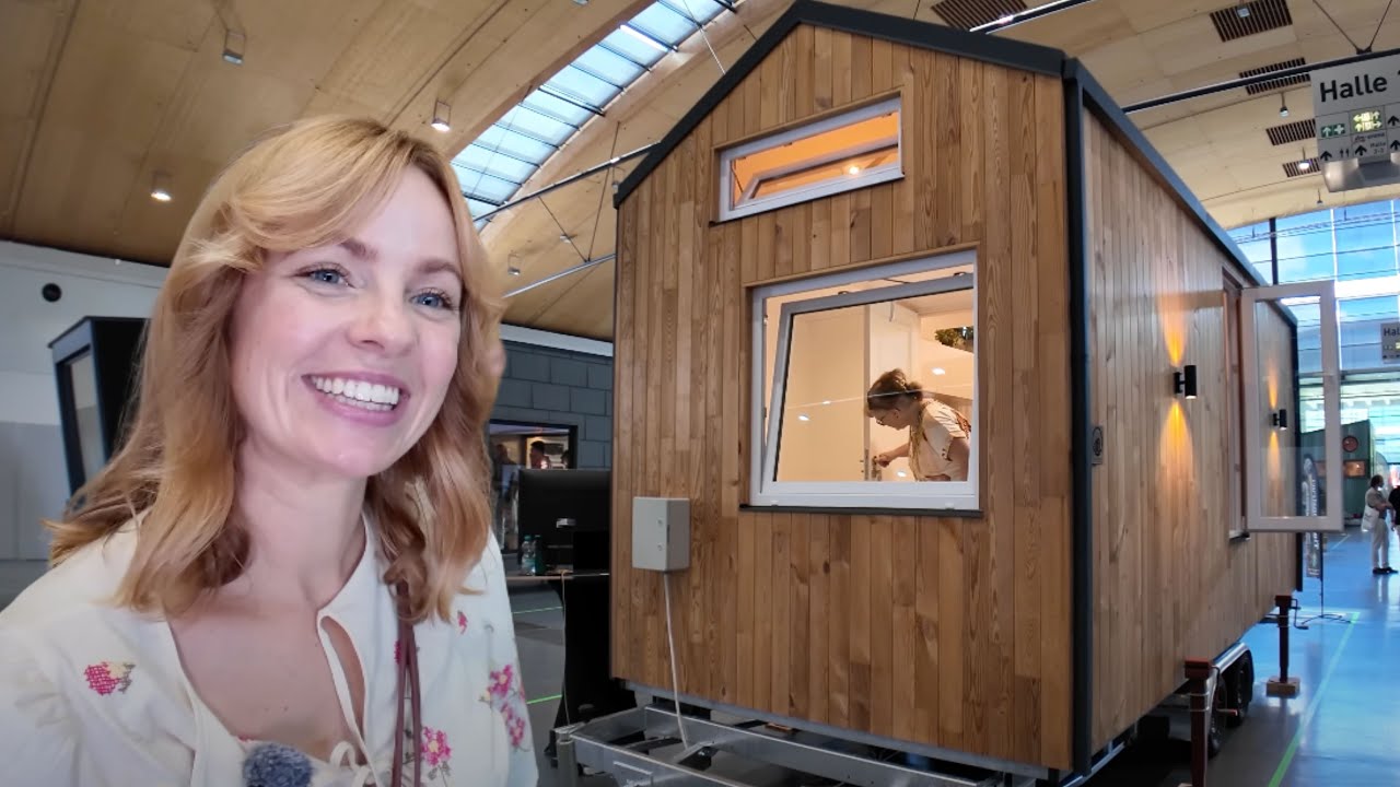 TREND LEBEN IM MINI HAUS für RENTNER und PENSIONÄRE Tiny House Siebenbürgen 4 Schlafplätze Badewanne