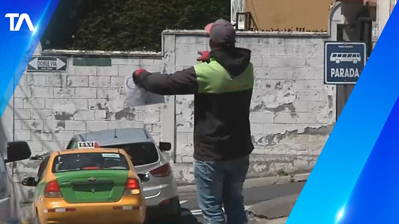 Estafadores se ubican en las afueras de los centros de revisión vehicular en Quito