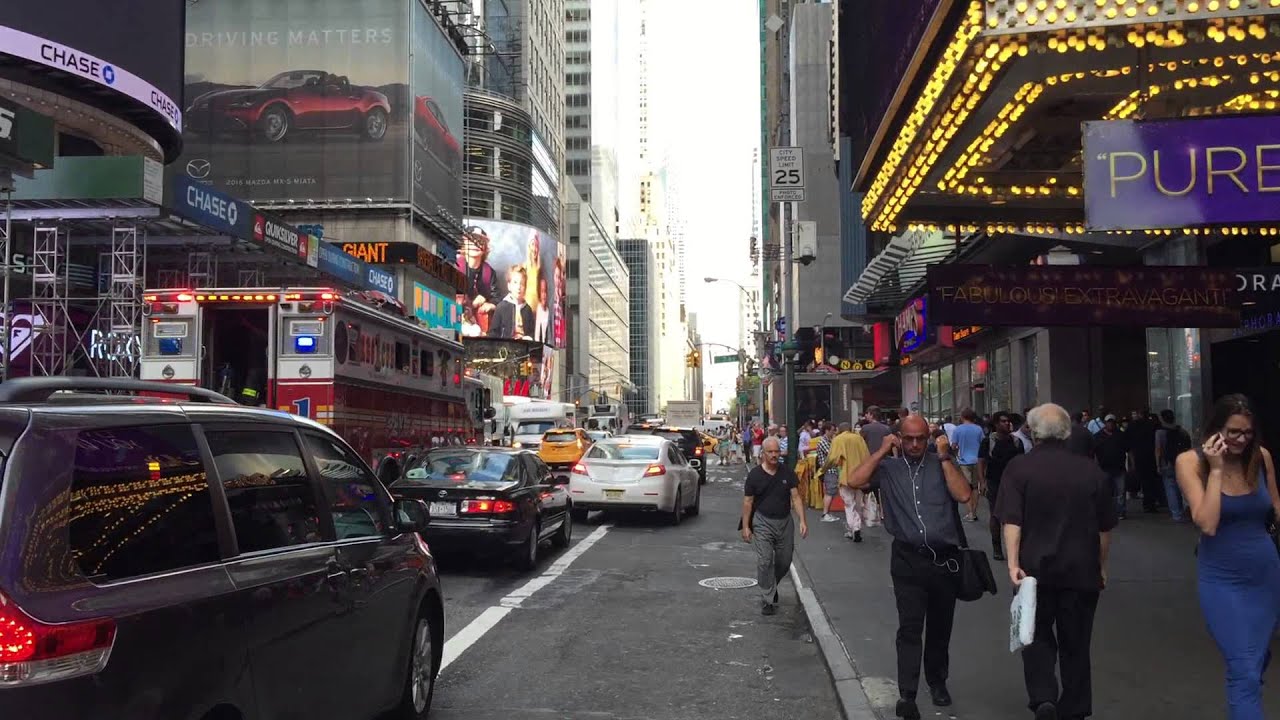 AIR HORN ALERT - MIGHTY FDNY RESCUE 1 RESPONDING WITH 
