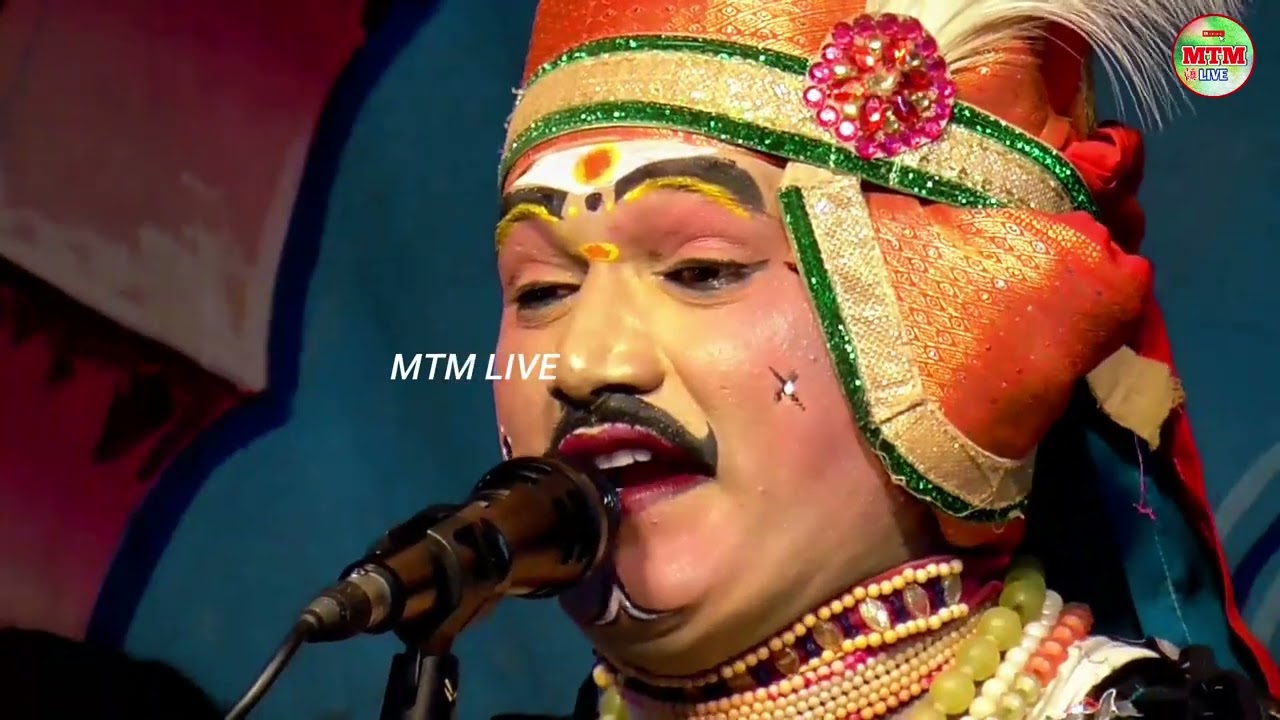 வீரபாண்டியகட்டபொம்மன் நாடகம்  கதை தொடர்கிரது